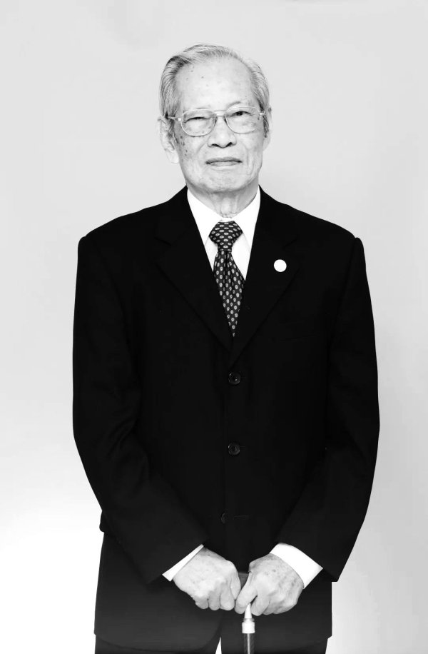 熊猫配资 广东新会籍中科院院士、厦大教授黄本立逝世！系著名光谱学家
